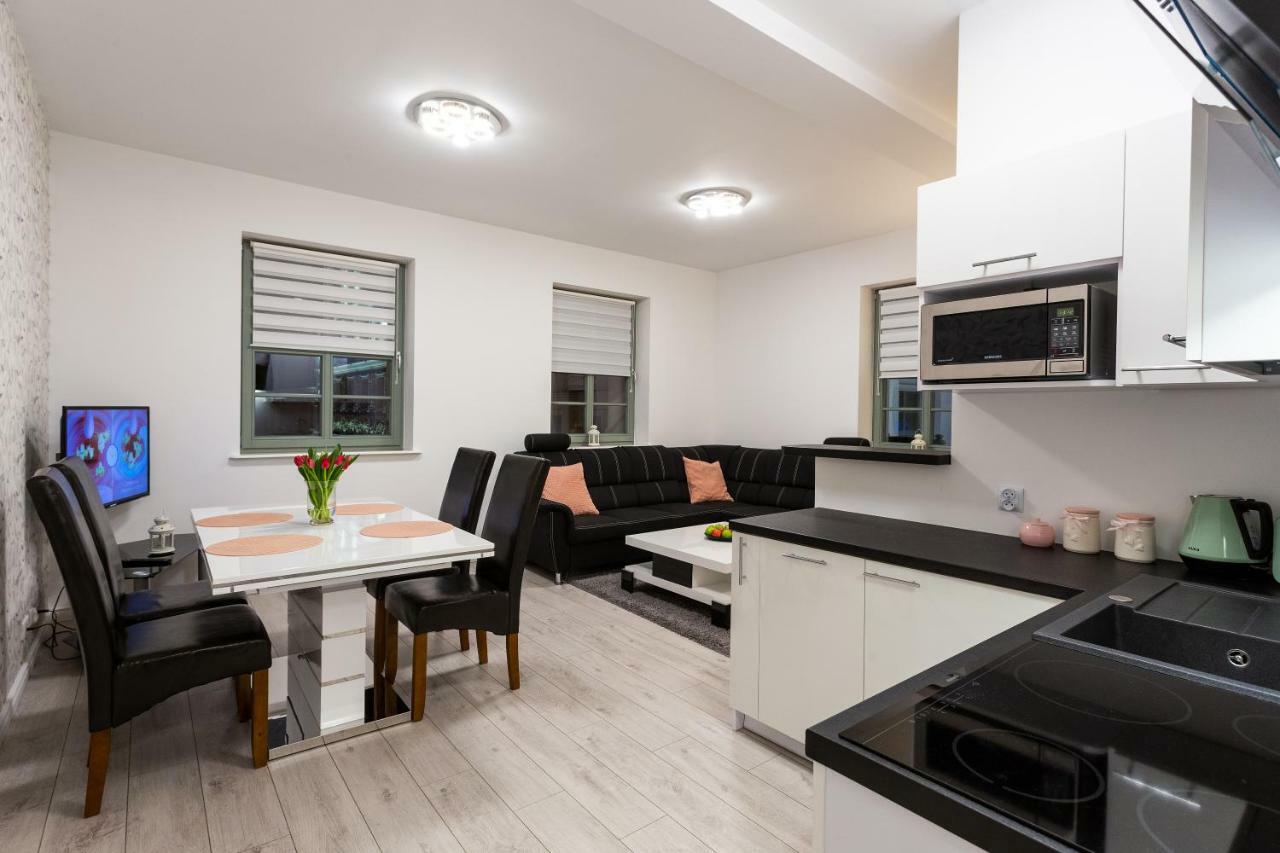 Apartament Rynek Sienny 1 شتشيتسين المظهر الخارجي الصورة